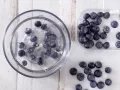 Blueberry Almond Smoothie preparation step 1 Blueberry Almond Smoothie preparation step 1