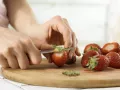 Chilled Strawberry Cake preparation step 1 Chilled Strawberry Cake preparation step 1