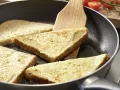Crisp Bread Triangles with Tomatoes and Zucchini preparation step 5 Crisp Bread Triangles with Tomatoes and Zucchini preparation step 5