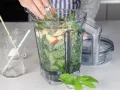 Green Smoothie with Mint preparation step 2 Green Smoothie with Mint preparation step 2