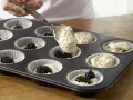Meringue Muffins with Blackberries preparation step 6 Meringue Muffins with Blackberries preparation step 6