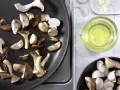 Mushrooms à La Crème preparation step 2 Mushrooms à La Crème preparation step 2