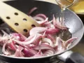 Pasta with Red Onion Sauce preparation step 6 Pasta with Red Onion Sauce preparation step 6