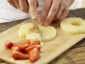 Pineapple and Strawberry Plate with Nut Dip preparation step 4 Pineapple and Strawberry Plate with Nut Dip preparation step 4