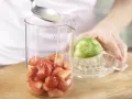 Rhubarb-Strawberry Smoothie preparation step 5 Rhubarb-Strawberry Smoothie preparation step 5