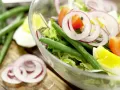 Salad Niçoise preparation step 9 Salad Niçoise preparation step 9