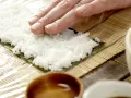 Salmon Sushi preparation step 5 Salmon Sushi preparation step 5