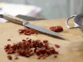 Spicy Tomato-Spelt Spread preparation step 1 Spicy Tomato-Spelt Spread preparation step 1