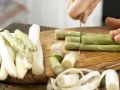 Asparagus with Egg Vinaigrette preparation step 2 Asparagus with Egg Vinaigrette preparation step 2