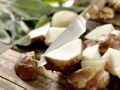 Creamy Jerusalem Artichoke Soup preparation step 1 Creamy Jerusalem Artichoke Soup preparation step 1