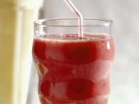 Strawberry Smoothie recipe | Eat Smarter USA Strawberry Smoothie recipe | Eat Smarter USA