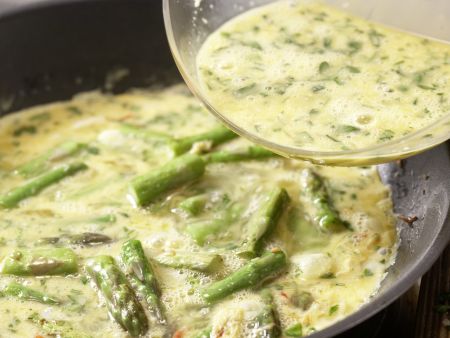 Asparagus and Basil Omelette preparation step 7 Asparagus and Basil Omelette preparation step 7