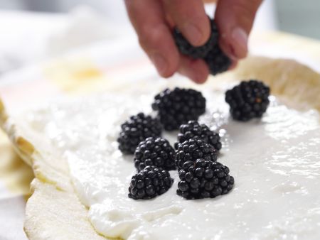 Blackberry Roulade preparation step 10 Blackberry Roulade preparation step 10