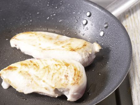 Braised Chicken Breast preparation step 4 Braised Chicken Breast preparation step 4