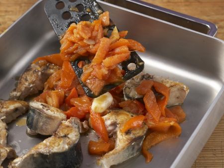 Braised Mackerel with Peppers preparation step 10 Braised Mackerel with Peppers preparation step 10