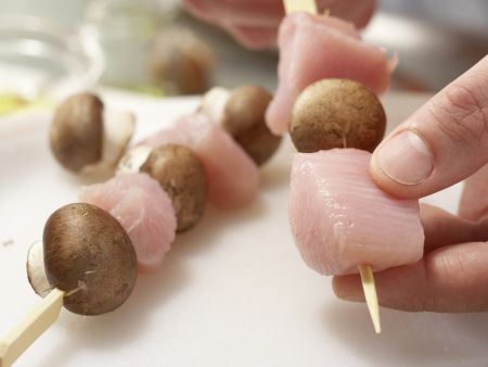 Chicken and Mushroom Skewers preparation step 5 Chicken and Mushroom Skewers preparation step 5