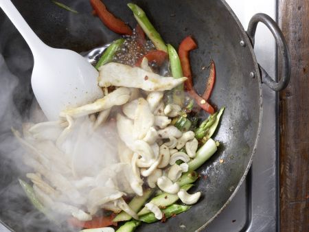 Chicken and Vegetable Stir-Fry preparation step 6 Chicken and Vegetable Stir-Fry preparation step 6