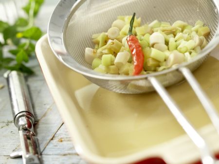 Chilled Thai Soup preparation step 2 Chilled Thai Soup preparation step 2