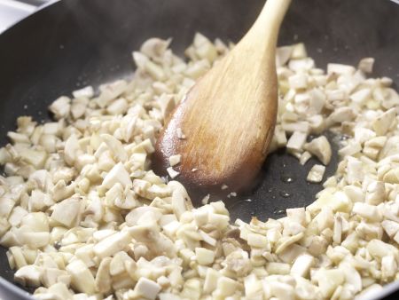 Creamy Mushroom Spread preparation step 3 Creamy Mushroom Spread preparation step 3