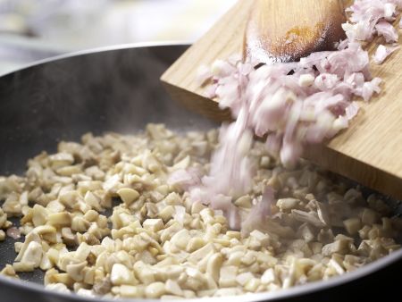 Creamy Mushroom Spread preparation step 4 Creamy Mushroom Spread preparation step 4