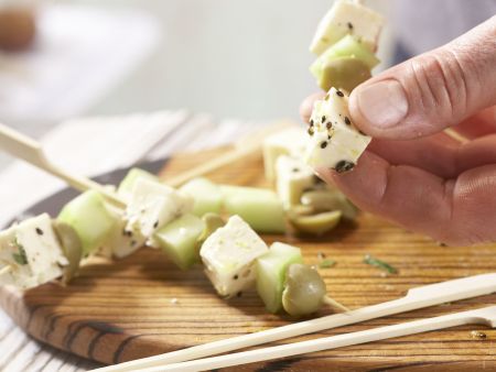 Feta Cheese Skewers preparation step 7 Feta Cheese Skewers preparation step 7