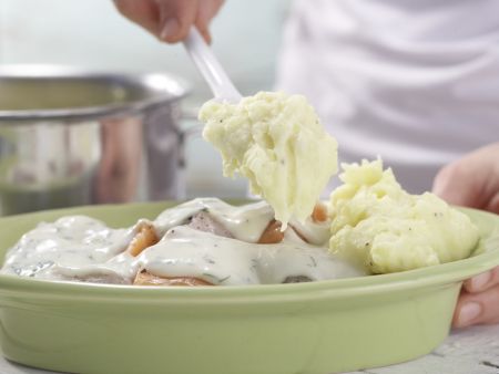 Fish and Mashed Potato Casserole preparation step 8 Fish and Mashed Potato Casserole preparation step 8