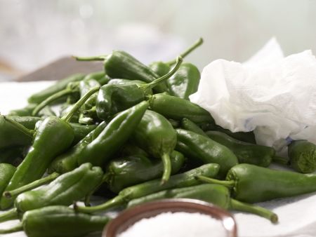Fried Mini Peppers preparation step 1 Fried Mini Peppers preparation step 1