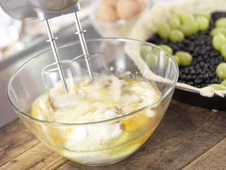 Fruit Cheesecake preparation step 6 Fruit Cheesecake preparation step 6