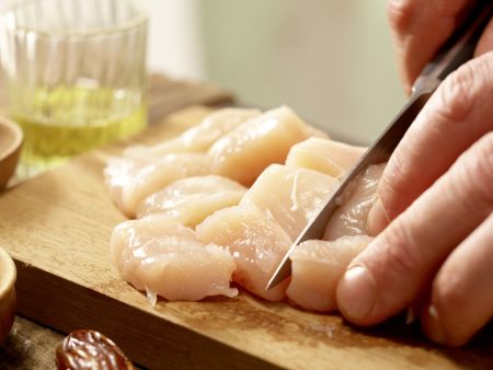 Fruity Chicken Skewers preparation step 1 Fruity Chicken Skewers preparation step 1