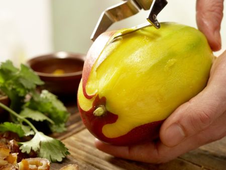 Fruity Chicken Skewers preparation step 4 Fruity Chicken Skewers preparation step 4