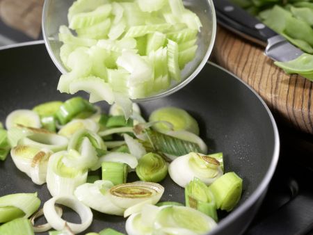 Green Egg Salad preparation step 3 Green Egg Salad preparation step 3
