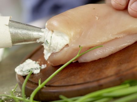 Grilled Stuffed Chicken Breasts preparation step 5 Grilled Stuffed Chicken Breasts preparation step 5