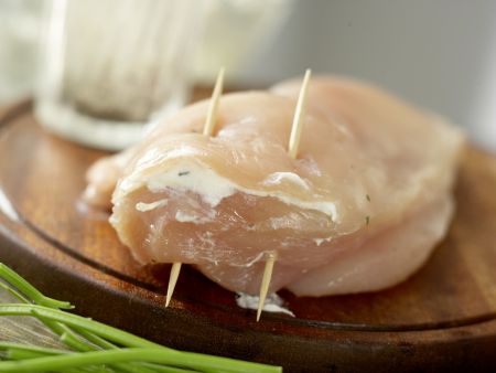 Grilled Stuffed Chicken Breasts preparation step 6 Grilled Stuffed Chicken Breasts preparation step 6