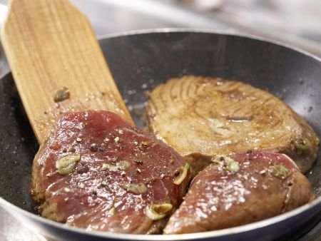 Marinated Tuna preparation step 6 Marinated Tuna preparation step 6