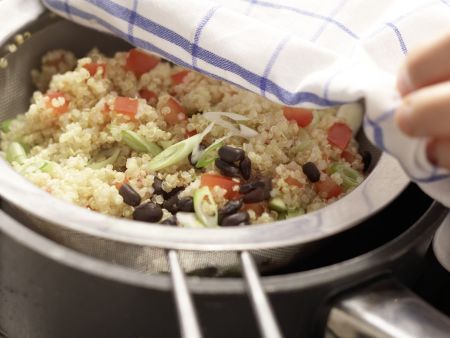 Mexican Quinoa preparation step 8 Mexican Quinoa preparation step 8