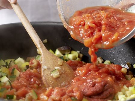 Mini Pizzas with Peppers preparation step 6 Mini Pizzas with Peppers preparation step 6