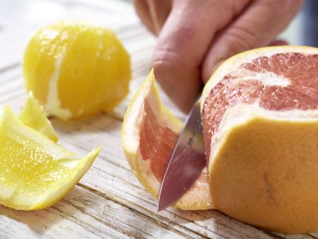 Orange and Grapefruit Salad preparation step 3 Orange and Grapefruit Salad preparation step 3