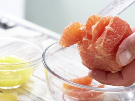 Orange and Grapefruit Salad preparation step 4 Orange and Grapefruit Salad preparation step 4