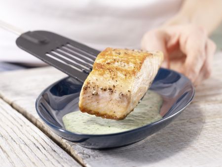 Pan-Seared Salmon Fillet preparation step 6 Pan-Seared Salmon Fillet preparation step 6