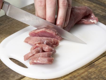 Pork Rolls preparation step 2 Pork Rolls preparation step 2