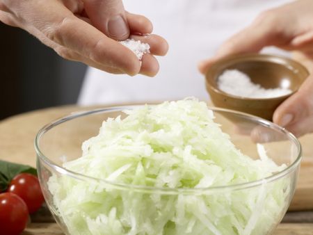 Potato and Kohlrabi Fritters preparation step 2 Potato and Kohlrabi Fritters preparation step 2