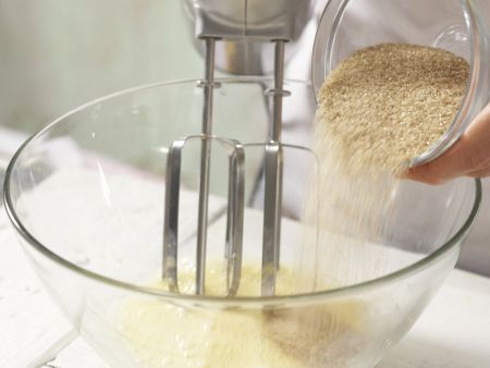 Quark Muffins preparation step 2 Quark Muffins preparation step 2