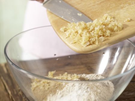 Raspberry Ginger Muffins preparation step 1 Raspberry Ginger Muffins preparation step 1