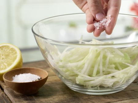 Raw Kohlrabi preparation step 3 Raw Kohlrabi preparation step 3