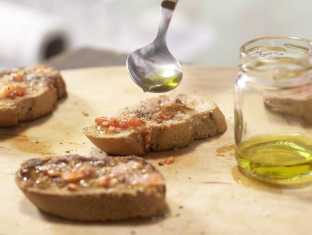 Roasted Tomato Bread preparation step 5 Roasted Tomato Bread preparation step 5
