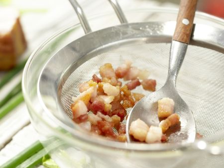 Romaine Lettuce with Roquefort preparation step 4 Romaine Lettuce with Roquefort preparation step 4