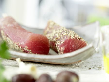 Seared Tuna preparation step 4 Seared Tuna preparation step 4