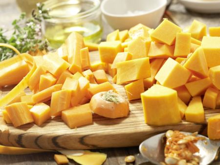 Smarter Butternut Squash and Carrot Soup preparation step 2 Smarter Butternut Squash and Carrot Soup preparation step 2