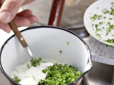 Smarter Herb Mashed Potatoes preparation step 3 Smarter Herb Mashed Potatoes preparation step 3