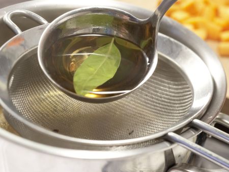 Smoked Ham and Vegetable Gelatin preparation step 4 Smoked Ham and Vegetable Gelatin preparation step 4
